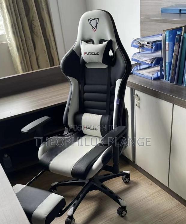 Furgle Gaming Chair/ Executive Gaming Chair · Photo 1