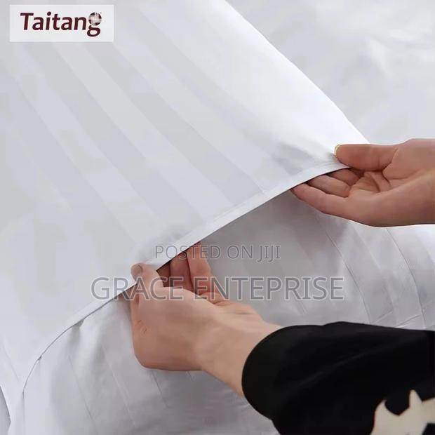 Highest Quality and Affordable Hotel Set Bedding · Photo 1