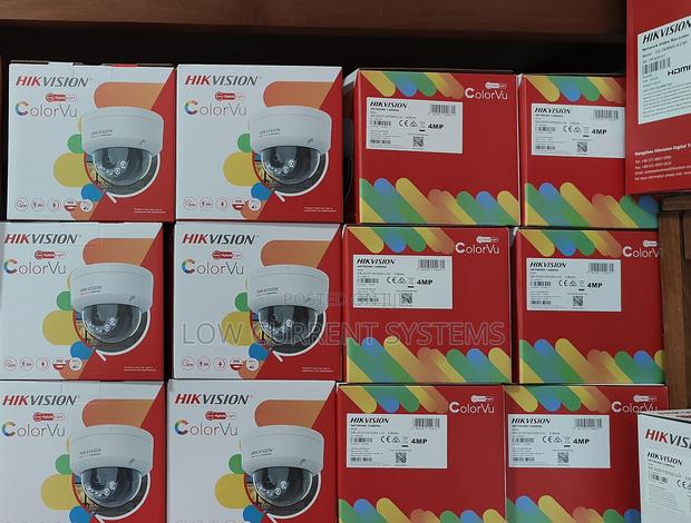 Hikvision 4mp Colorvu Smart Hybrid Light Dome Network Came · Photo 1