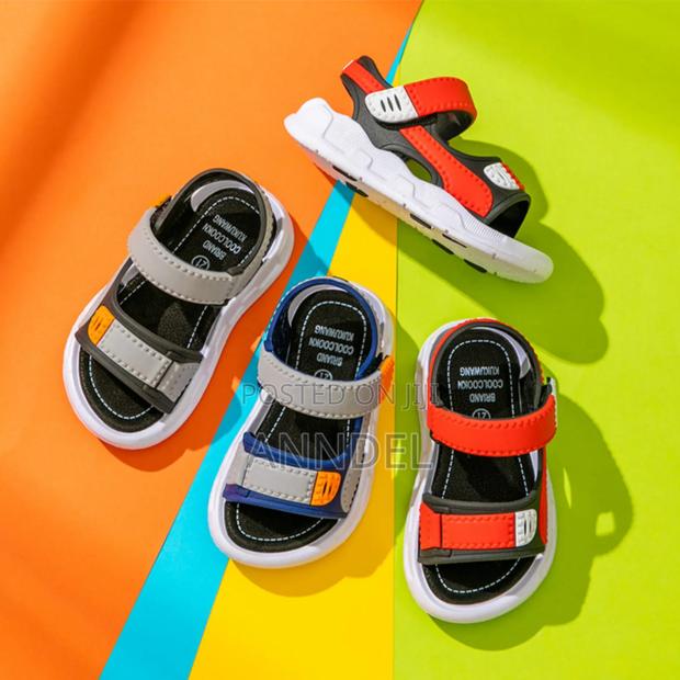 Kuds Rubber Sandals · Photo 1
