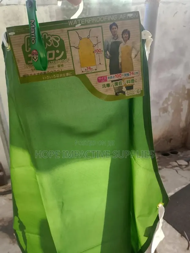 Quality Rubber Apron. · Photo 3