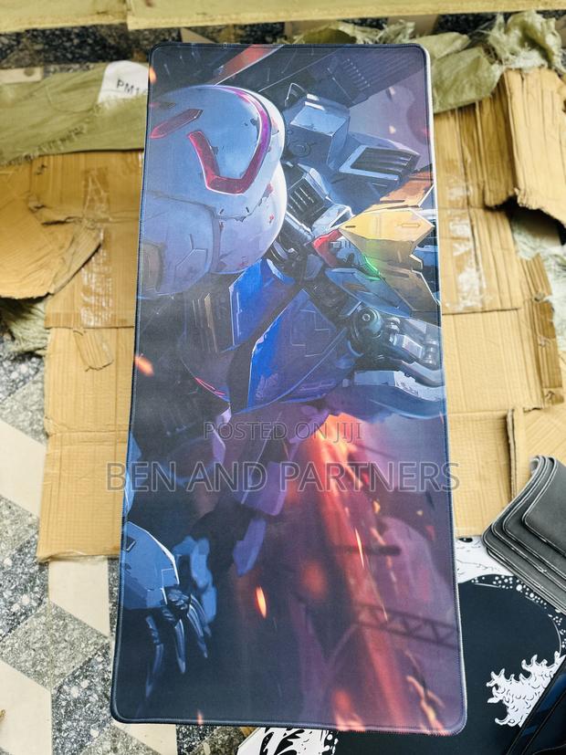 Gaming Table Mat Mouse Pad · Photo 1