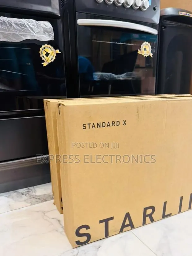 pStarlink Standard X Satellite V4 Dish Kit With Router · Photo 1