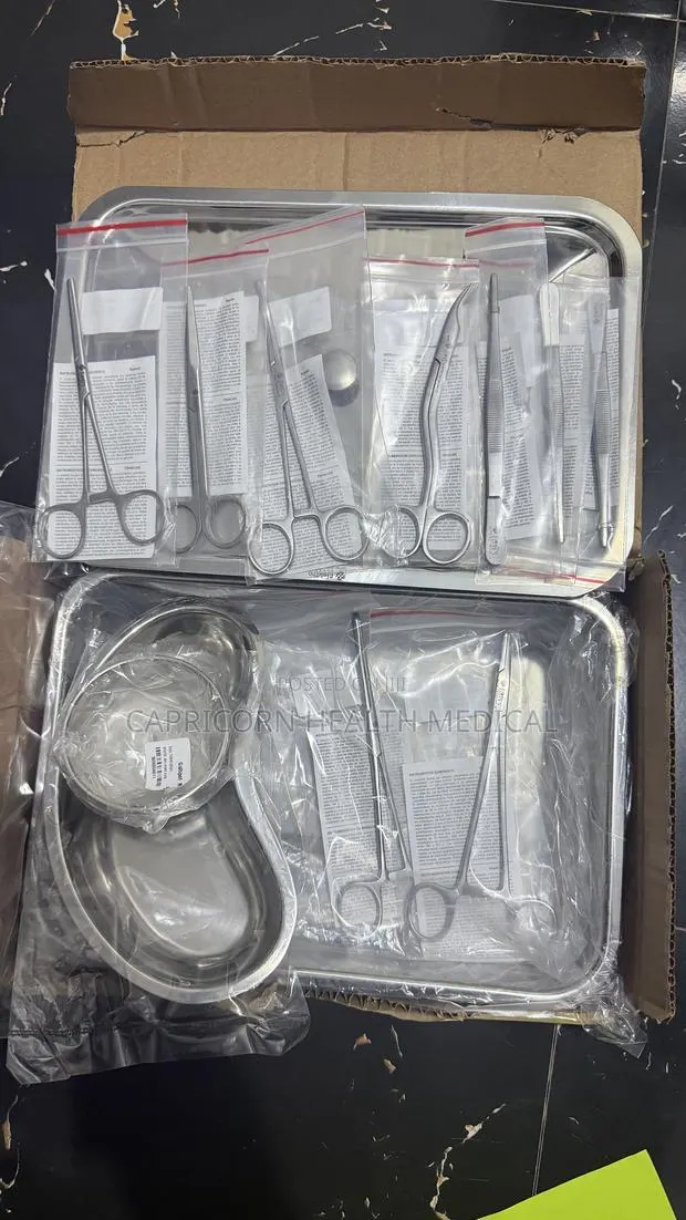 Suturing Instruments Set · Photo 1