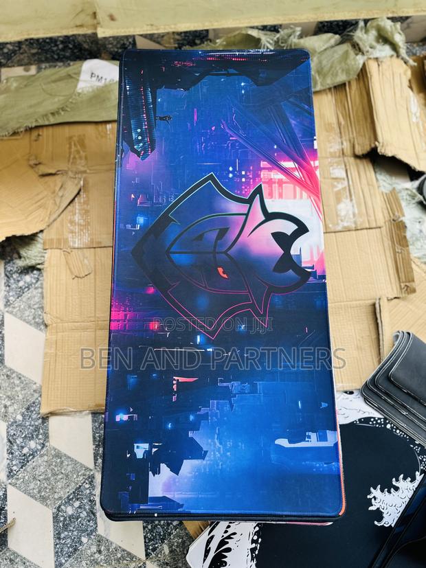 Table Mat Mouse Mat XXXL · Photo 1