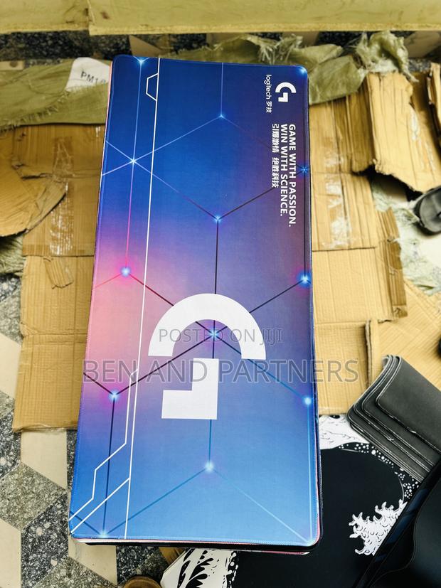 Logitech XXXL Table Mat Mouse Pad · Photo 1