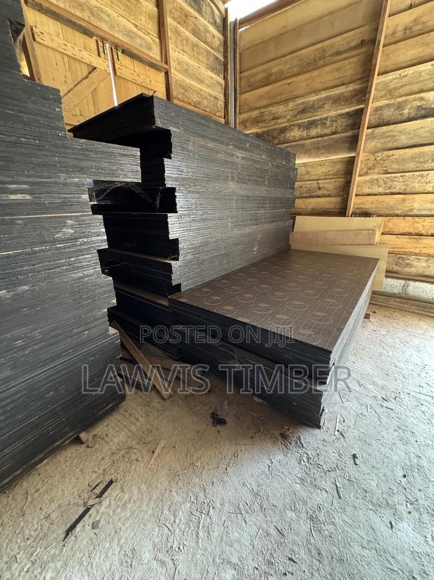 3/4 Markne Plywood / Decking Plywood · Photo 1