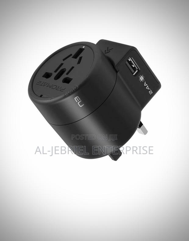 Multi-Plug Promate Twist Travel Adapter With USB AC SOCKET · Photo 1