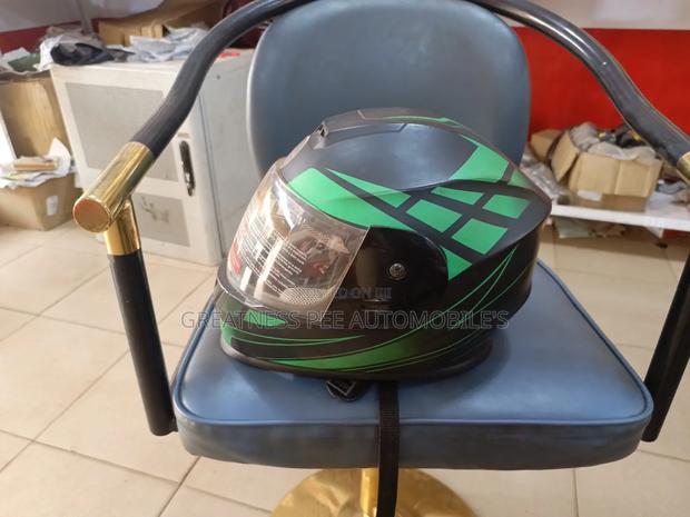 Quality Motorbike Helmet · Photo 3