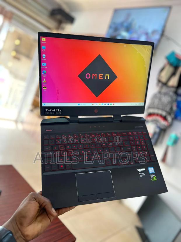 Laptop HP Omen 15 16GB Intel Core I7 SSD 1.5T · Photo 2