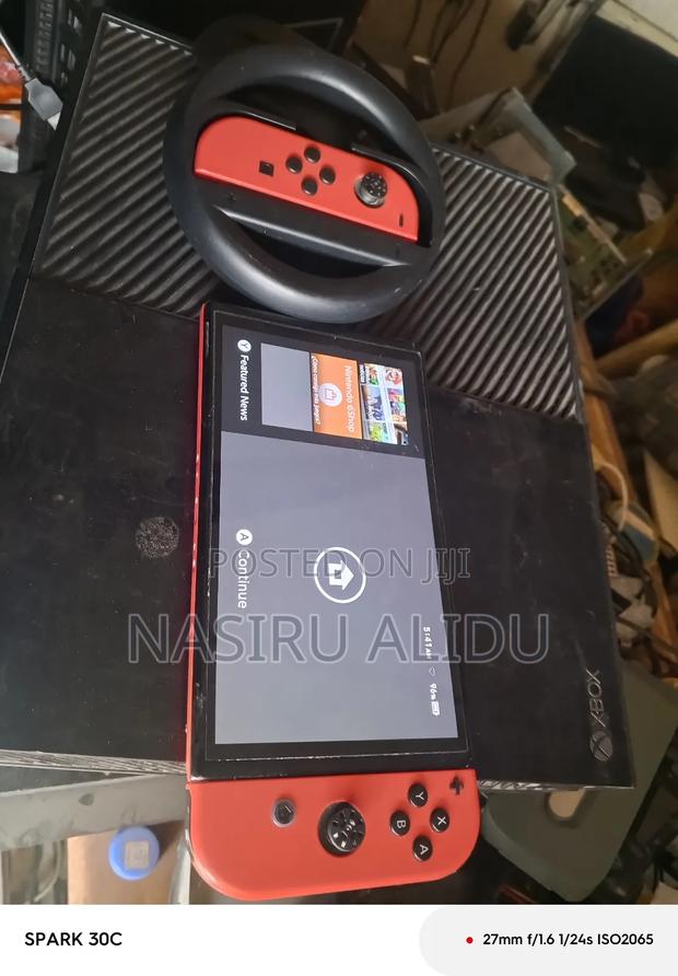 Nintendo Switch With Games Fc25 ,Frome Home · Photo 7