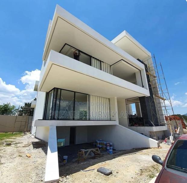 Build Your Dream Home With Premier Construction LTD · Photo 1