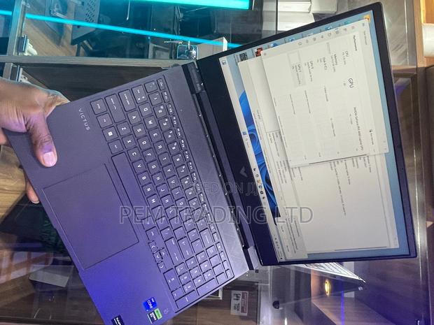 Laptop HP Victus 15 16GB Intel Core I7 SSD 1T · Photo 2