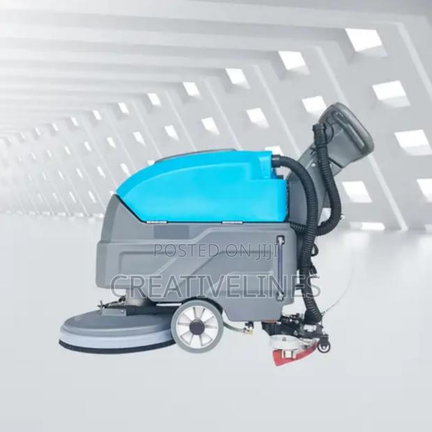 Apartment Cleaning · Photo 4