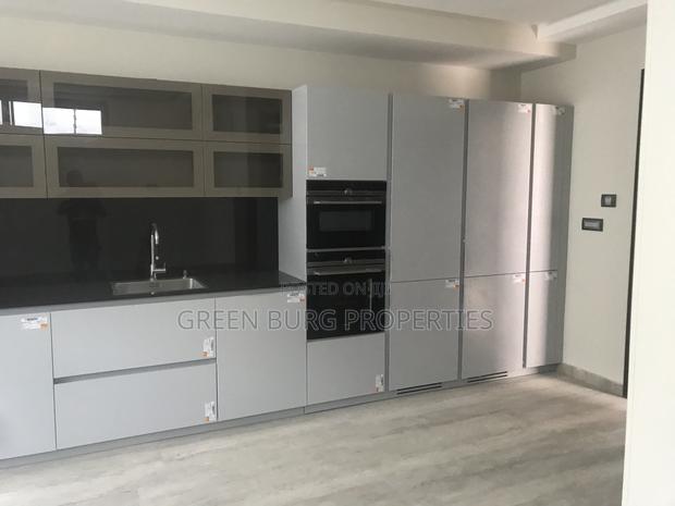 4bdrm House in East Legon for rent · Photo 5
