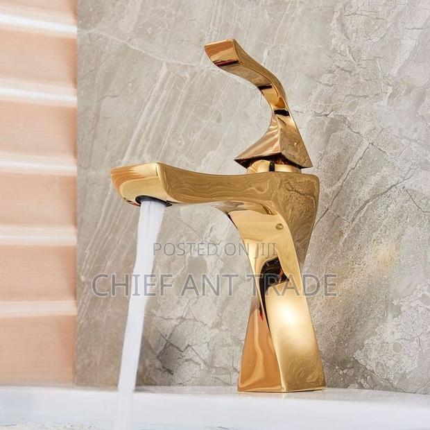 Golden Basin Tap / Faucet. Ne-985 · Photo 1