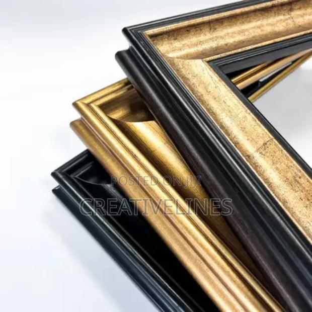 Mounting Picture Frames · Photo 2