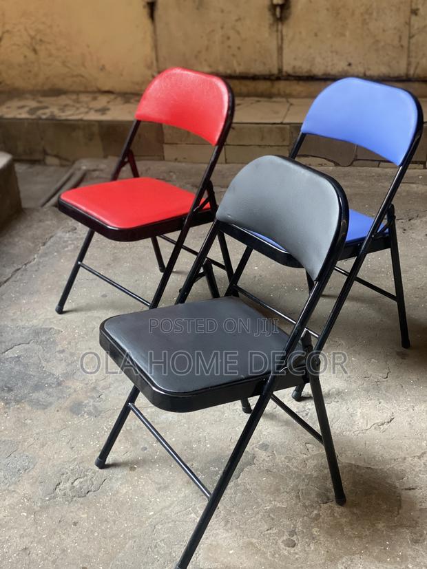 Foldable Leather Chair · Photo 7