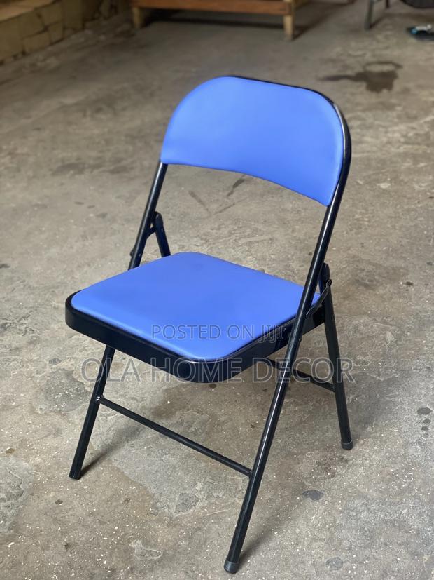 Foldable Leather Chair · Photo 6