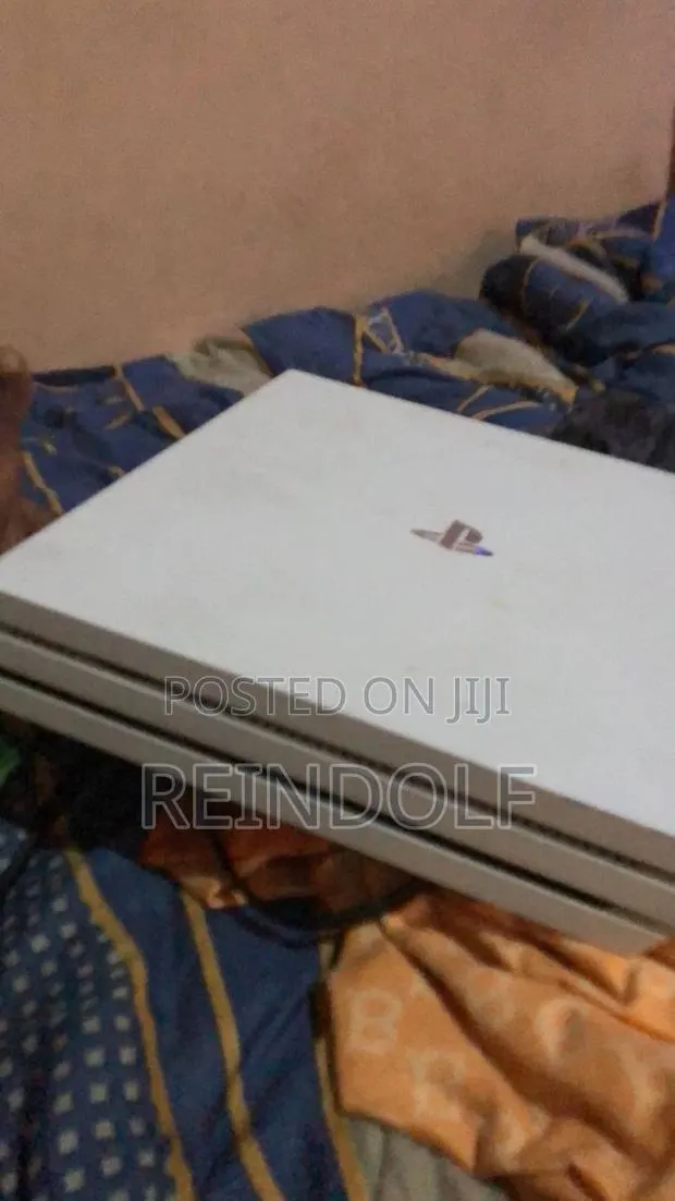 Playstation 4 Pro Ps 4 Pro · Photo 1