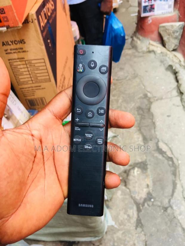 Samsung Solar Smart Remote: Power,Convenience, Control (New) · Photo 1