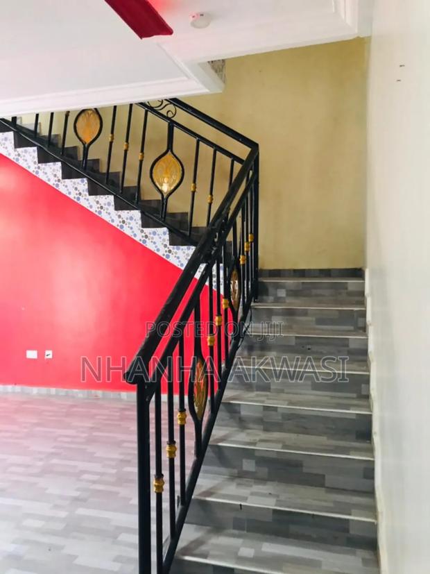 4bdrm House in Sakumono, Tema Metropolitan for rent · Photo 1