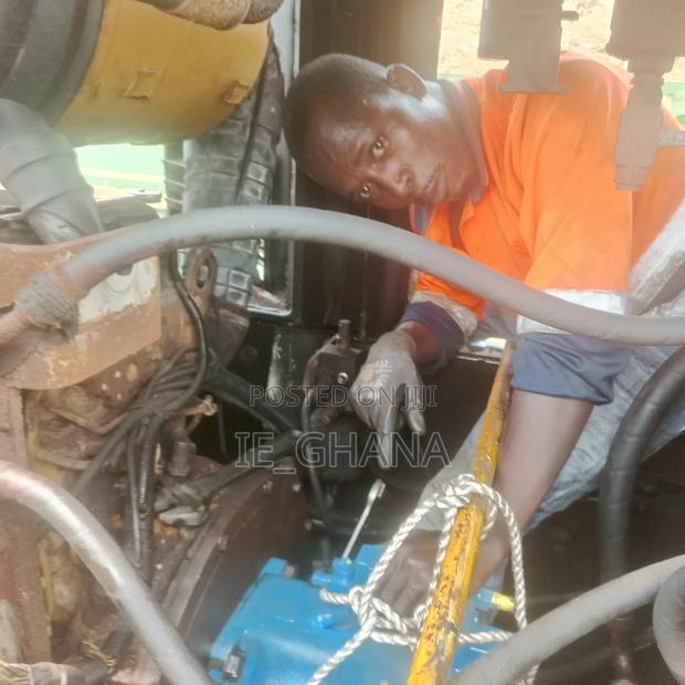 Hydraulics Maintenance and Repairs · Photo 3