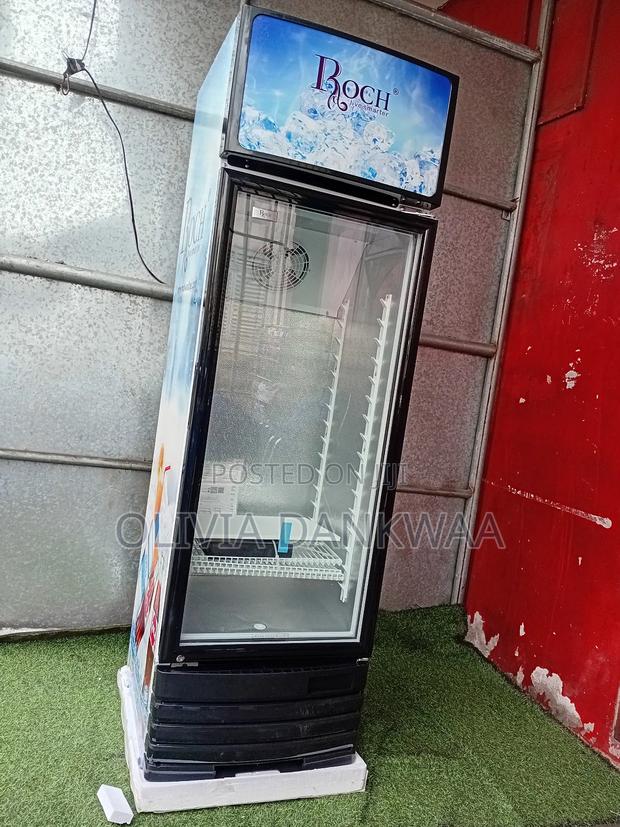 Most Quality Roch Showcase Refrigerator · Photo 1