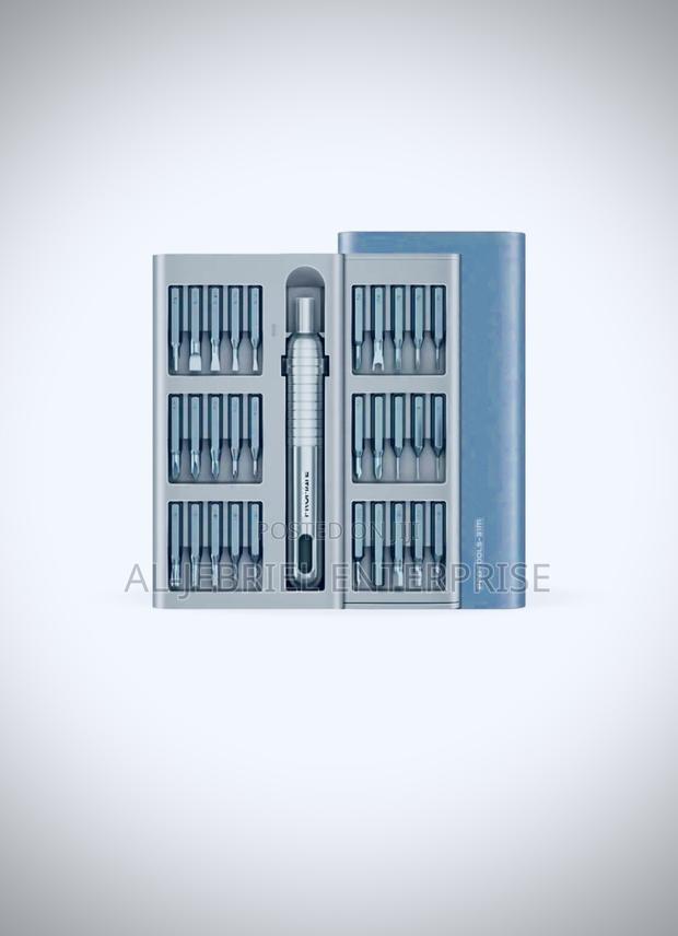 31-in-1 Promate PROTOOLS-31M Precision Screwdriver Set · Photo 1