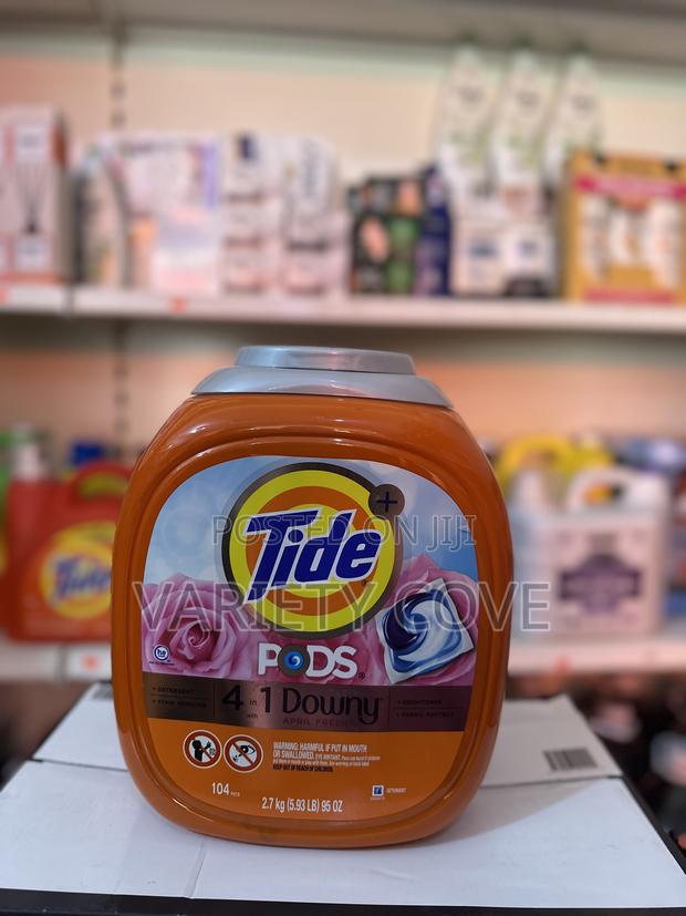 Tide 4 in 1 Pods · Photo 1