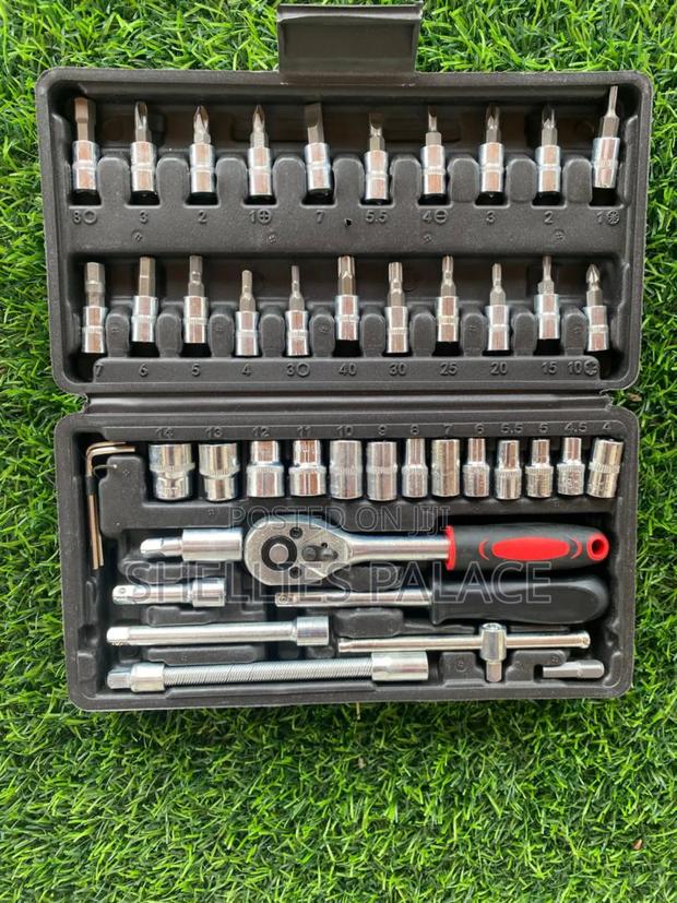 46 Piece Tool Sets, Wrench, Pawl,Socket, Ratchet,Screwdriver · Photo 1