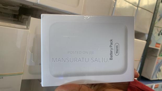 Magnetic Battery Pack Wireless Charger iPhone X to 16pro · Photo 2