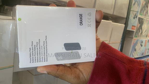 Magnetic Battery Pack Wireless Charger iPhone X to 16pro · Photo 3