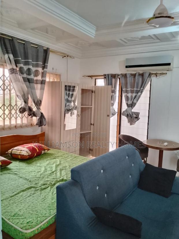 Flabbergasted Fully Furnished Luxury 1 BEDRM APT,SPINTEX · Photo 3
