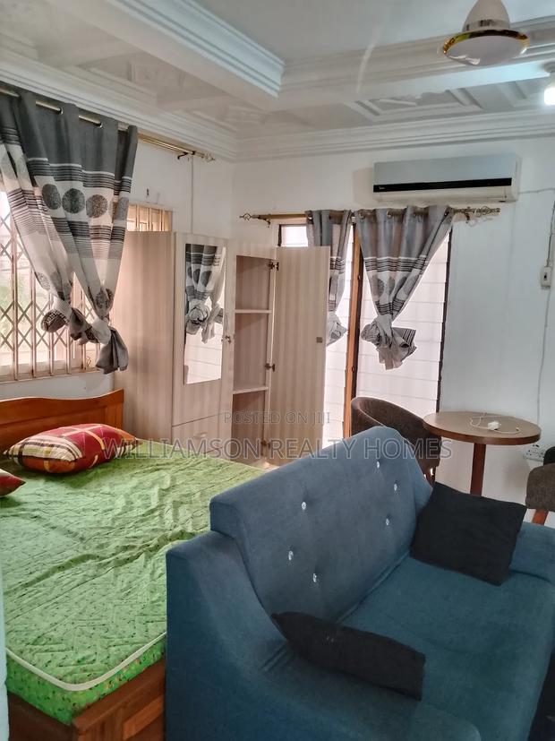 Flabbergasted Fully Furnished Luxury 1 BEDRM APT,SPINTEX · Photo 5
