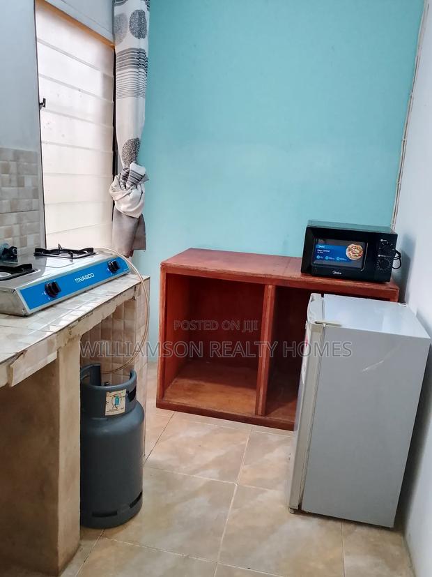 Flabbergasted Fully Furnished Luxury 1 BEDRM APT,SPINTEX · Photo 4