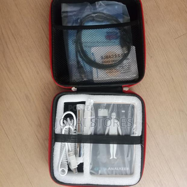 Quantum Resonance Analyzer · Photo 1