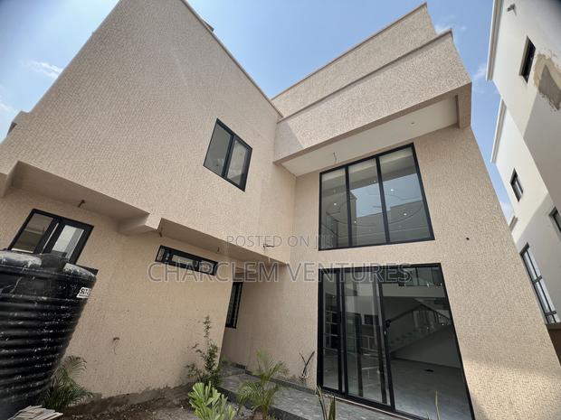 Newly Built 5-Bedroom Commercial Property at East Legon · Photo 5