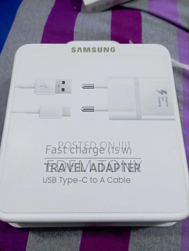 Samsung Fast Charger · Photo 1
