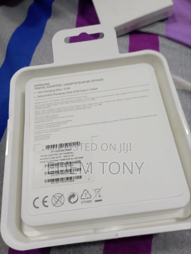 Samsung Fast Charger · Photo 3