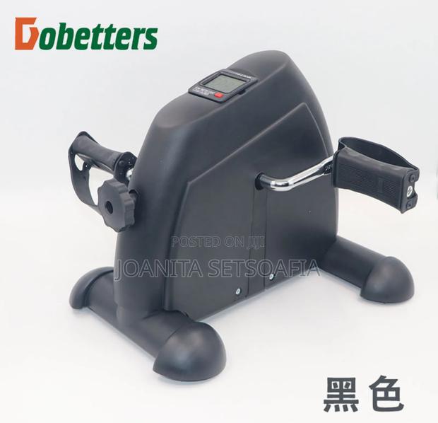 Mini Under Desk Bike · Photo 1