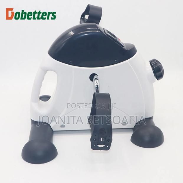 Mini Under Desk Bike · Photo 2