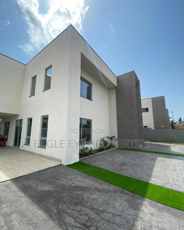 4bdrm House in East Legon for sale · Photo 2