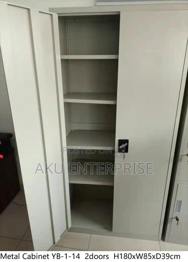 Metal Storage Cabinet · Photo 1
