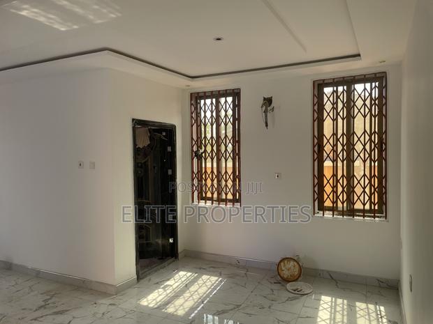 2bdrm Apartment in Community 25 Tema - for rent · Photo 1