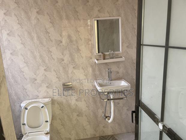 2bdrm Apartment in Community 25 Tema - for rent · Photo 6