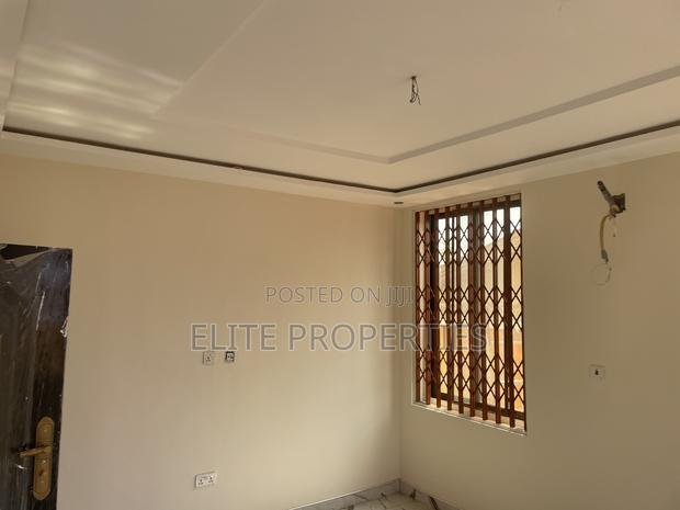 2bdrm Apartment in Community 25 Tema - for rent · Photo 2