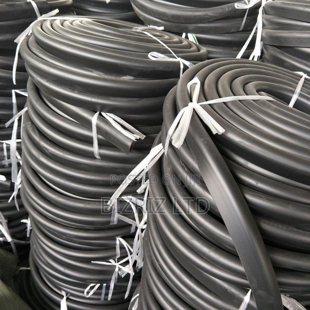 Conveyor Belt · Photo 2
