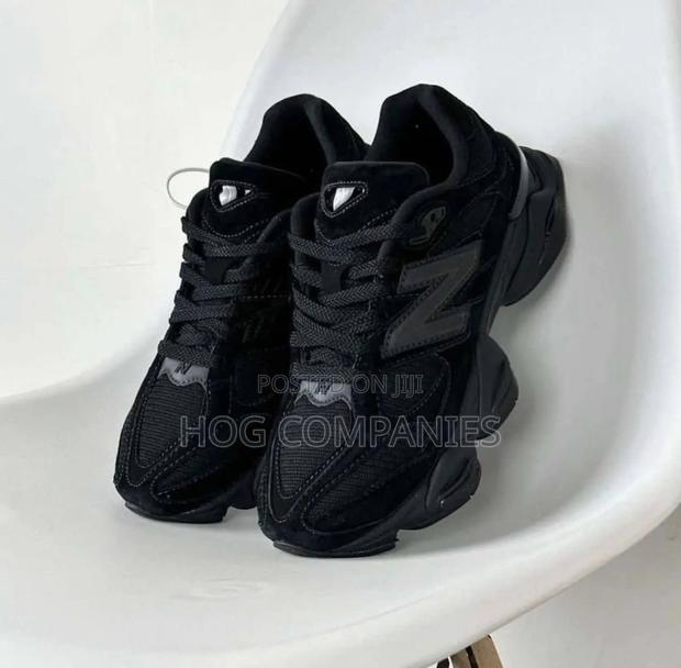 Original New Balance Nb 9060 Low-Top Athleisure Shoes · Photo 1