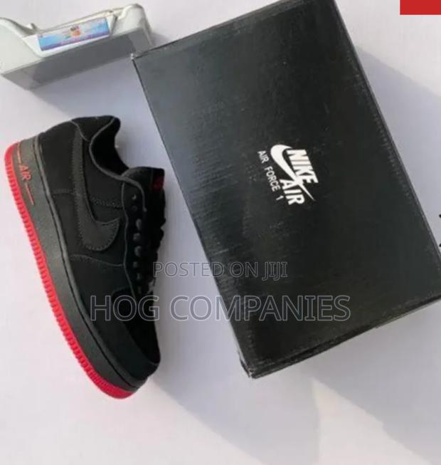 Nike Airforce 1 Low Black University Red Sneakers · Photo 2